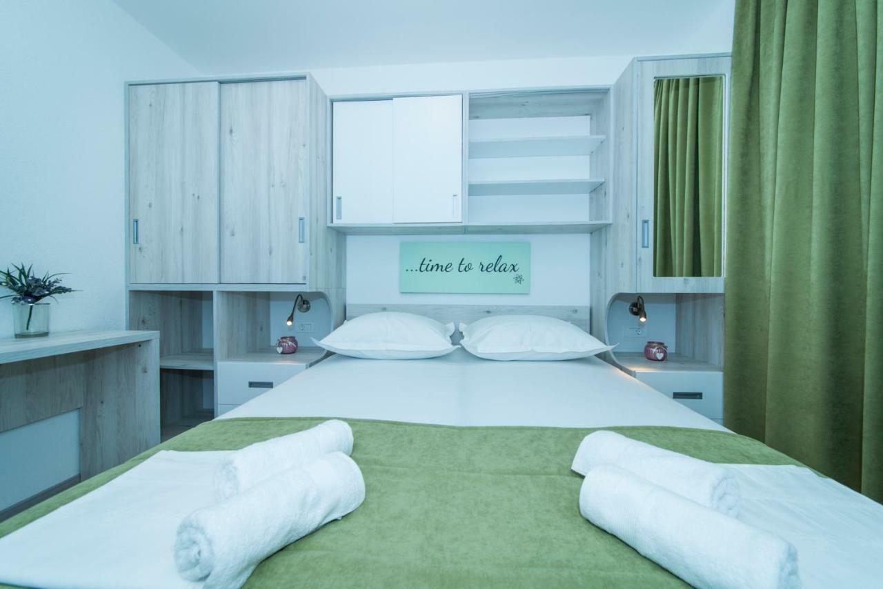 Apartmani Spiline - Mia Baška Voda Exterior foto